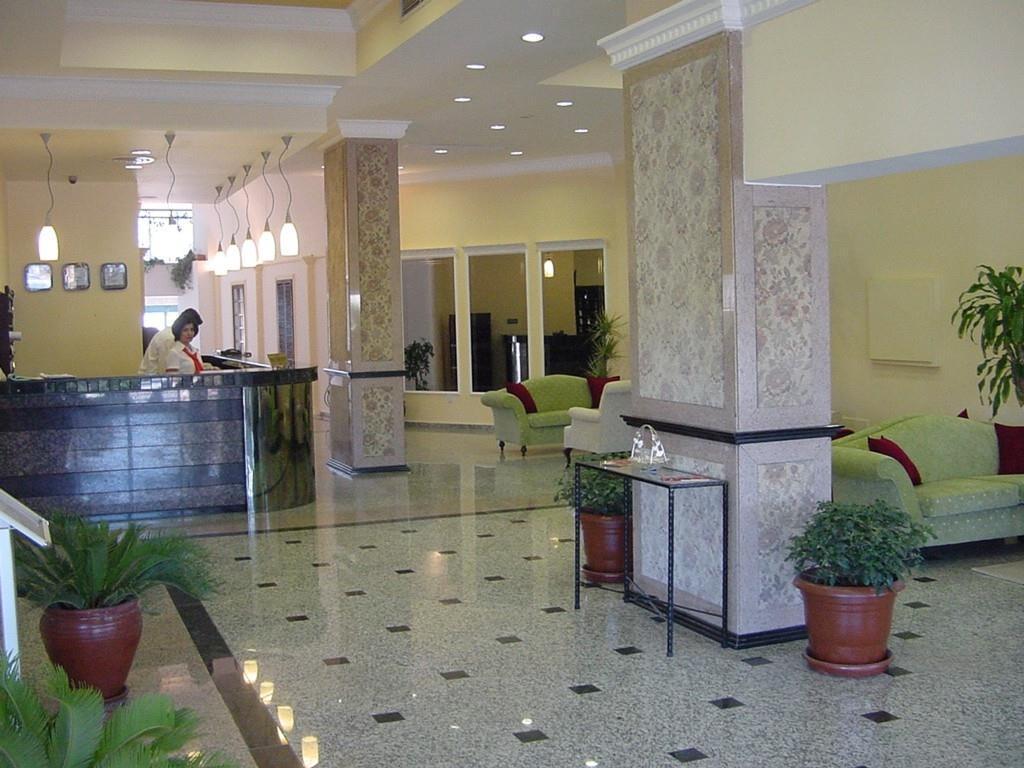 City Royal Hotel And Casino Nicosie Extérieur photo