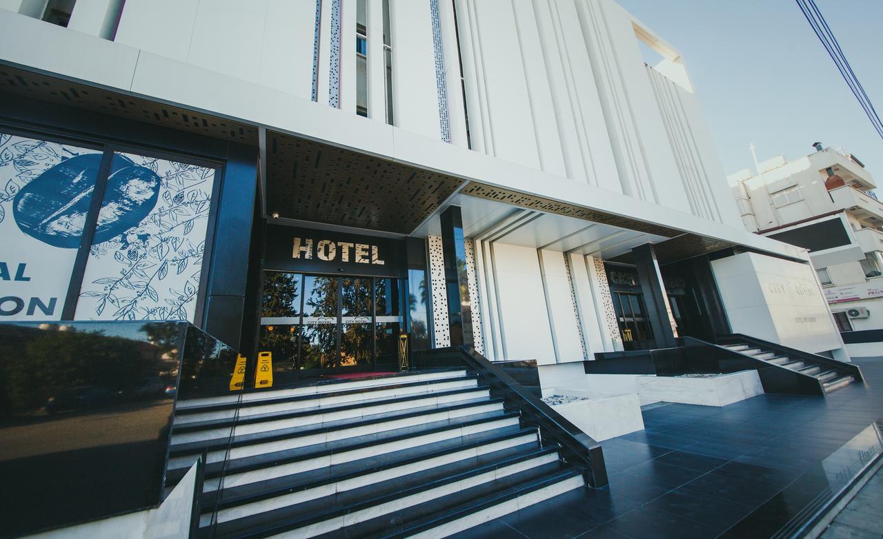 City Royal Hotel And Casino Nicosie Extérieur photo